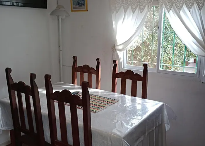 Vivienda En Altos Con Uso Exclusivo De Entrada De Auto Y Parrilla